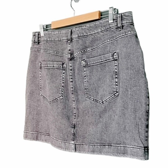 NWT Ted Baker Skirt Denim Phraya Mini Skirt Gray Wash Curvy Fit Women’s Size 16 - Picture 8 of 14